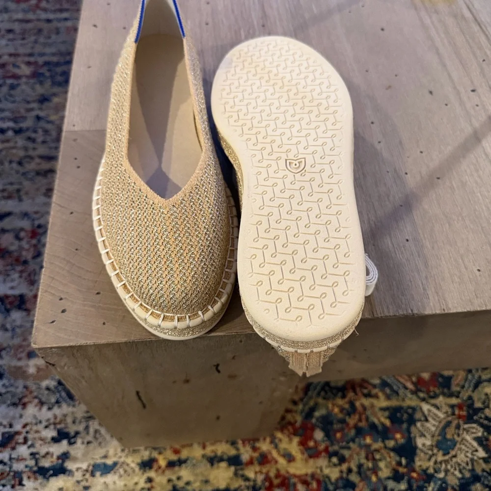 Rothy’s Gold stripe Espadrille! NEW - Picture 2 of 4